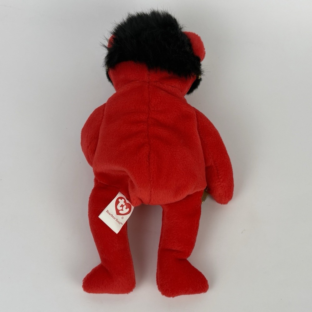 Ty Beanie Baby HEARTBEAR HOTEL ELVIS PRESLEY BEAR Playing Guitar Sunglasses 2009 - Picture 2 of 5